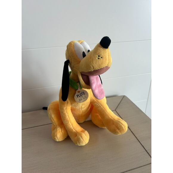 Disney Store Pluto Plush Stuffed Animal Mickey’s Dog Green Collar Sitting - Picture 8 of 8